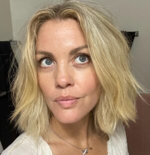 Bree Williamson Instagram - Haircut and color. Fresh as a friggin daisy. @voidofhair gives the best cut you’ve ever had and @lisaprova is a color goddess. Also I got to have dinner out tonight with my lady @sfotos - feeling pretty great.