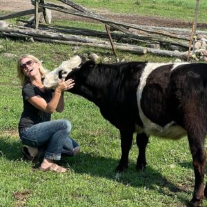 Bree Williamson Instagram - So so happy and in love. Shout out to @tarrawilliamson for making this happen. #cows #love