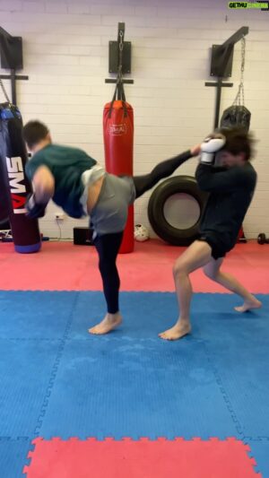 Bren Foster Instagram - DRILLERS ARE KILLERS!! Give this drill a try, go three for three reps with your partner!! REPETITION IS THE KEY TO GREATNESS!!
 If you’re training for the Combat taekwondo World Cup do the same thing but direct punches to the body. #martialarts #combattaekwondo #taekwondo #kickboxing #brenfoster #muaythai #boxing #karate #kungfu #drill #speed #hold #repetition #constant #consistent #bjj #mma #brazilianjiujitsu #sambo #striking #punch #kick