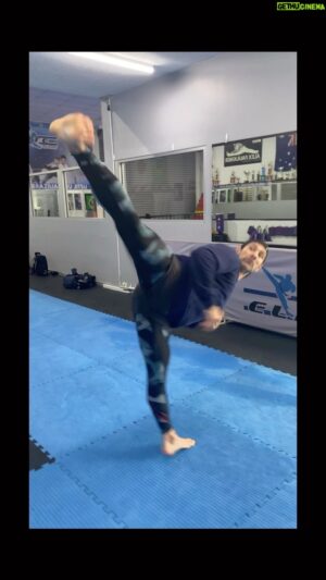 Bren Foster Instagram - Technical kicking should never be taught as combat kicking. I believe the biggest flaw in traditional martial arts is instructors teaching kata or poomsae  style kicking as suitable for combat. #taekwondo #muaythai #karate #kungfu #dynamic #tension #philosophy #real #martialarts #kicks