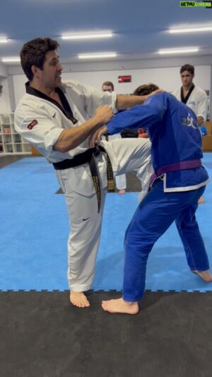 Bren Foster Instagram - Some advanced #selfdefense #techniques !! #martialarts #taekwondo #karate #muaythai #kungfu #brenfoster #brazilianjiujuitsu #judo #speed #strike #power