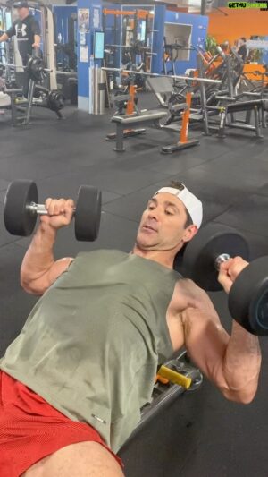 Bren Foster Instagram - Very simple 30minute blast at the gym!! Workouts always geared to enhance #martialarts  training.
Explosive punching with rubber band 10 reps each arm, then move to incline dumbbell press  20 reps, then move to chin ups 10-12 reps then move to explosive kettle bell dead lifts 10-12 reps. We do all 4 exercises consecutively with no rest, doing all 4 exercises is one set , we do 8-10 sets and that is the workout. It’s a great mix of cardio, endurance and strength. As you fatigue try your best to maintain correct form, you will find with fatigue for@ will waiver slightly, we are about 4 sets in with the attached video.
#weighttraining #explosive #lift #lean #cardio muscle #gym #fitness #muaythai #taekwondo #brazilianjiujitsu #kickboxing #boxing  #karate #dumbells #chinups #deadlift #brenfoster #health #consistency #discipline