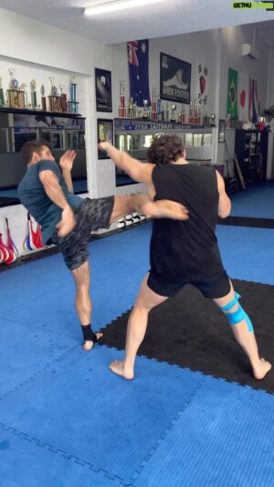 Bren Foster Instagram - Get some counter attack KICKING techniques in your life;-)
#martialarts #taekwondo #muaythai #karate #kungfu #mma #brazilianjiujitsu #kickboxing #speed #timing #hardwork