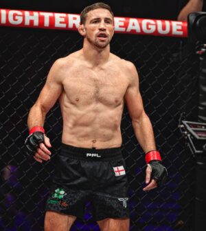 Brendan Loughnane Instagram - 29 Professional wins. Sixteen KO’s. Two times world champion 🏆🏆