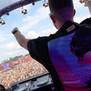 Brennan Heart Instagram - Three days of DEFQON.1 MADNESS!! 💙💜❤️ Thank YOU all for your energy, and to @wildstylez for inviting me on stage! 🙏

Now, let’s finish that #SAVEEUPHORIC album 😝⚡️