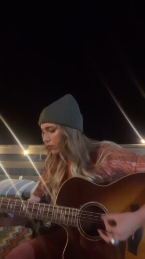 Brennley Brown Instagram - As I think about the miracle of Jesus’s birth, I am silent before Him in humble, awestruck worship. 🙏
Isaiah 9:6
