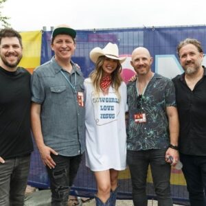 Brennley Brown Instagram - COWGIRLS LOVE JESUS (official “Cowgirls Love Jesus” merch coming soon!!🤠) 
Thank you to all you folks who came out! I had a blast with y’all! 
A big thank you to @cma for having me. This marks my 4th CMA Fest and every year I’m just as honored as the first year  to be apart of an event that unites country music fans from all over the world.
Grateful for the opportunity and thanking The good Lord for holding back the lightening storm during my set! 🙌

📸🔥 @artisanimagerynashville

#countrymusic #christianmusic #cmafest #nashville #livemusic #cmafest #livemusic