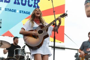 Brennley Brown Instagram - COWGIRLS LOVE JESUS (official “Cowgirls Love Jesus” merch coming soon!!🤠) 
Thank you to all you folks who came out! I had a blast with y’all! 
A big thank you to @cma for having me. This marks my 4th CMA Fest and every year I’m just as honored as the first year  to be apart of an event that unites country music fans from all over the world.
Grateful for the opportunity and thanking The good Lord for holding back the lightening storm during my set! 🙌

📸🔥 @artisanimagerynashville

#countrymusic #christianmusic #cmafest #nashville #livemusic #cmafest #livemusic