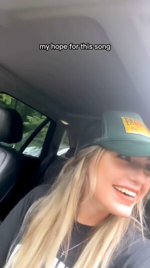 Brennley Brown Instagram - They said I was “too Country for Christian” and “too Christian for Country” BUT GOD. He makes a way when there is no way.

#countryradio #christianmusic #countrymusic #christian