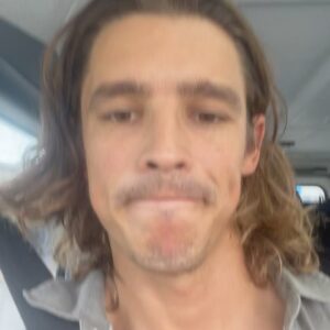 Brenton Thwaites Instagram - Let’s go Steve! Can’t wait for this. I mean…can’t wait for after this…as in…once it’s over. 
👍🥊🤛🏽 Brenton ‘tigerclaw’ Thwaites.
#tigerclaw
#dontmesswiththeclaw 
P.s. my half face pic looks like I’m a mass murderer no? I’m really not.