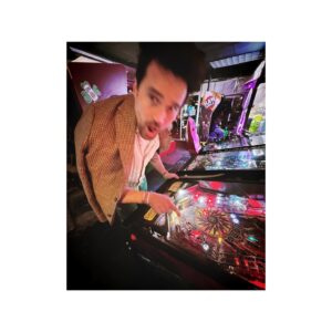 Brett Dalton Instagram - I am not throwing away my shot 🎯
📸 @summer_scout