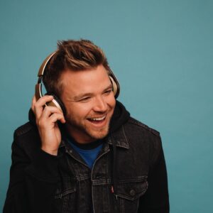 Brett Davern Instagram - took some photos with @mattyvogel we didn't have any fun! 😂