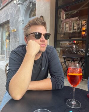 Brett Davern Instagram - I dunno what are you thinkin about