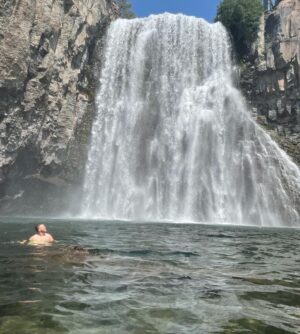 Brett Davern Instagram - Jason Waterfalls 💦 

#BrettsOutThere