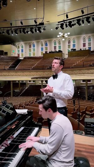 Brett Eldredge Instagram - These shows @theryman have been spiritual…they have been so special we just stayed in the mother church in awe and kept singing while they cleaned up…these are the moments I got into music for…this tour is golden:) see you tomorrow!