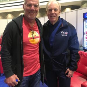 Brett Favre Instagram - Seeing my all time favorite player and idol Roger Staubach never gets old😊