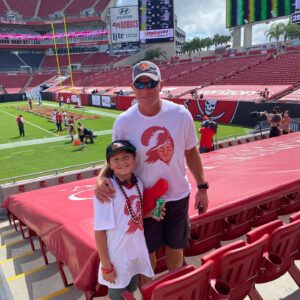 Brett Favre Instagram - Got to see the greatest QB to ever play👍👍and T-shirt’s as a bonus😂😂
