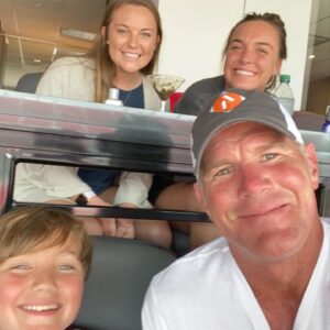 Brett Favre Instagram - Got to see the greatest QB to ever play👍👍and T-shirt’s as a bonus😂😂