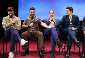 Brett Goldstein Instagram - Had a right laugh at the Ted Lasso Trivia Night with most of the greyhounds and the wonderful and can’t-keep-a-secret  @yvettenicolebrown. Thanks
@appletv! @ralph_goducks 
Grooming, heisting and brooming: @kerrieurban 
Styling excellence: @rosefordestudio 
Photographer: Eric Charbonneau @lestudiophoto
In charge of everything everywhere: @larissasaenz