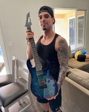 Brian 'Head' Welch Instagram - Congrats Sal on winning the guitar 🎸 🤟