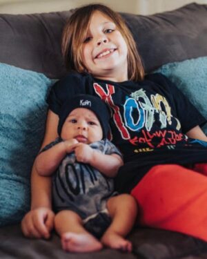 Brian 'Head' Welch Instagram - Korn Kids 😎
@einsteinvisuals @korn_official