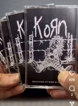 Brian 'Head' Welch Instagram - Over 30 years… does not feel like it @korn_official 

#wheredidthetimego