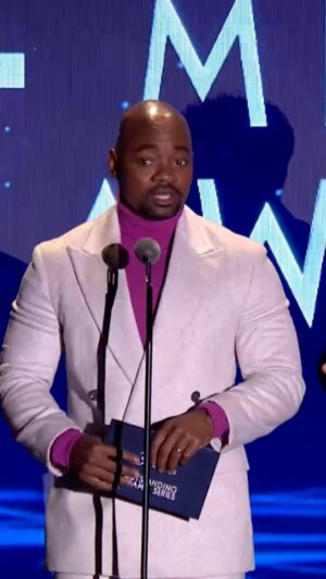 Brian Michael Smith Instagram - @the_brianmichael used his powerful #GLAADawards speech to address the onslaught of anti-trans legislation: “We’re gonna stand up and we’re gonna fight back”

The GLAAD Media Awards are streaming now on @hulu.