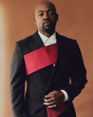 Brian Michael Smith Instagram - L  O  O  K

“It is my hope that everyone experiences the power of being visible in your truth.”

#TDOV 

👀: @toyeadedipe 
👩‍🎨: @srollertaylor 
👔: @don_morphy 
📸: @randytran.photography 
👞: @jlindebergofficial 
.
.
#transisbeautiful #transdayofvisbility #truth #truthawards #fashion #styling