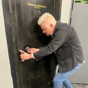 Brian Regan Instagram - Cracking the safe backstage at @HelenaCivicCenter in Helena, MT.