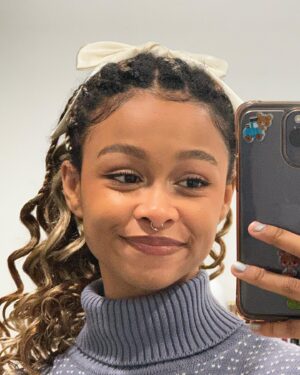Brianna Reed Instagram - at the end of the day 
it’s who you picsart with