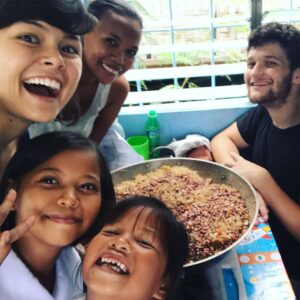 Bridgette Dunning Instagram - San Joaquin Nutrition Program • Today we made a 'Pad Thai' inspired version of Pancit and the kids loved it 💕 #volunteer #masarap