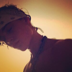 Britain Dalton Instagram - Show everyone you meet Love & compassion. People just want to be loved and told that their lives mean more than anything ... and one day someone will do the same for you. #love