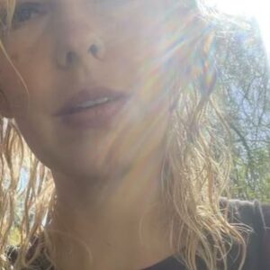 Brittany Allen Instagram - ✨Settle Down✨
 Out This Friday

  Scroll for 
 🎶🎶

  Mow my grass 
 🌻
Take the kids to school
👶
 Fill my glass
 🍷
 And settle down 
 🏡

  Leaning in 
  Gently

  whilst 
raging  against

  Written&Produced 
  by 
  Brittany Allen
Feat @lzdmo on guitars
  Mixed 
  by @hereisdamian 

*
*
*
*
*
*
#newmusic #songwriter #theboys #familytime #femaleproducer