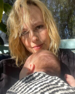 Brittany Allen Instagram - ✨Settle Down✨
 Out This Friday

  Scroll for 
 🎶🎶

  Mow my grass 
 🌻
Take the kids to school
👶
 Fill my glass
 🍷
 And settle down 
 🏡

  Leaning in 
  Gently

  whilst 
raging  against

  Written&Produced 
  by 
  Brittany Allen
Feat @lzdmo on guitars
  Mixed 
  by @hereisdamian 

*
*
*
*
*
*
#newmusic #songwriter #theboys #familytime #femaleproducer