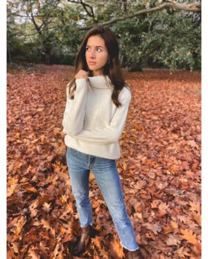 Brittany Ashworth Instagram - Life starts all over again when it gets crisp in the fall. 
A @thoughtthebrand kind of misty, mellow autumn. 🍁 🍂 🍁