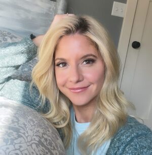Brittany Underwood Instagram - Day 1 on set of my next movie, kinda not mad at being blonde again, think I may keep it for a bit….We’ll seeee 😁#acting