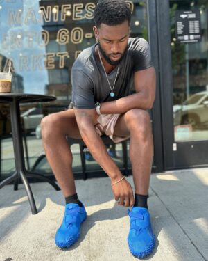Broderick Hunter Instagram - Big chillin 🧊💙☕️