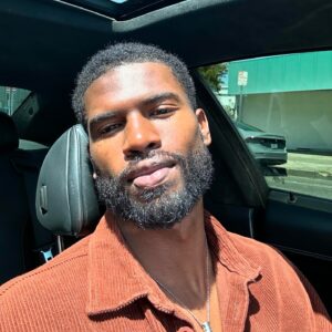 Broderick Hunter Instagram - going places 🧭