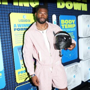 Broderick Hunter Instagram - going places 🧭