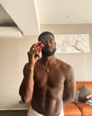 Broderick Hunter Instagram - Day 1: The house is warming 🇬🇭