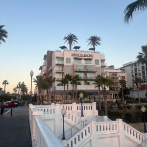 Broderick Hunter Instagram - ☀️My Sunny side @missionpacifichotel stay-cay was a holiday bonus🎁