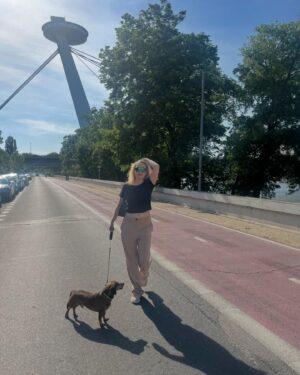 Broňa Kováčiková Instagram - Rizznúť sa dá dripom.🌸