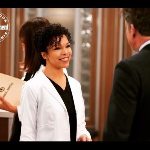 Brook Kerr Instagram - and, the new adventure begins💫
#GH
#entertainmentweekly 
#DrPortiaRobinson
Link in bio