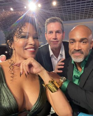 Brook Kerr Instagram - ✨The stages of Emmy night✨
Winner of Outstanding Daytime Drama Series 
🤯🤯🤯

Dress @robertcavalli 
Cuff @ysl 
Shoes @balmain
Bag @jimmychoo 
Makeup @jacklynquackenbush 

#daytimeemmys 
@generalhospitalabc 
@cbstv