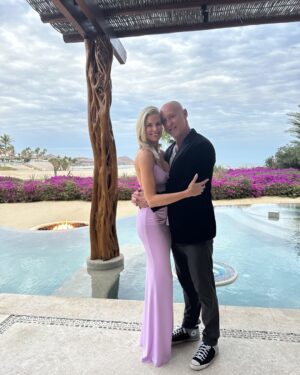 Brooke Burns Instagram - Happy Valentine’s Day from Paradise! 💜🌹💋