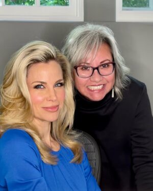 Brooke Burns Instagram - Zoom, zoom, zoom! Doing a lil press for Master Minds on @gameshownetwork 
Big thank you to @theeginocolombo for my lovely locks, @mykethemakeupguy for bringing the BEAUTY always, and @nolaroller for the head to toe FAB. #glam