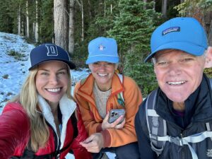 Brooke Burns Instagram - What…a…trip!!! I love you two so much! @bethbbeakley @bradburns9771