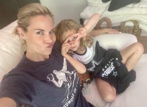Brooke Burns Instagram - Gooooo Boooyyysss!!!
#Sundayfunday
@DallasCowboys