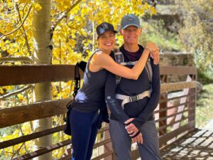 Brooke Burns Instagram - What…a…trip!!! I love you two so much! @bethbbeakley @bradburns9771