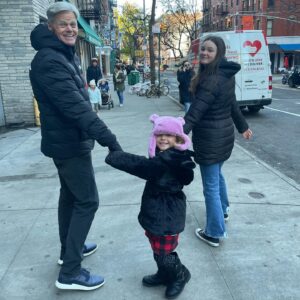 Brooke Burns Instagram - Nothing like Thanksgiving in NY!
Happy Holidays!